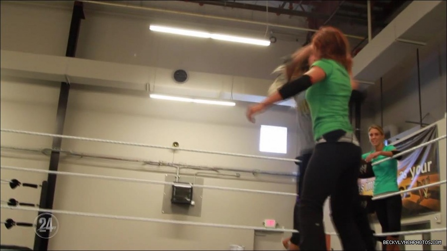 Becky_Lynch_-_The_Man_mp4_000669466.jpg