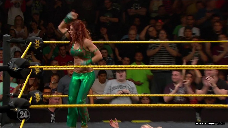 Becky_Lynch_-_The_Man_mp4_000696666.jpg
