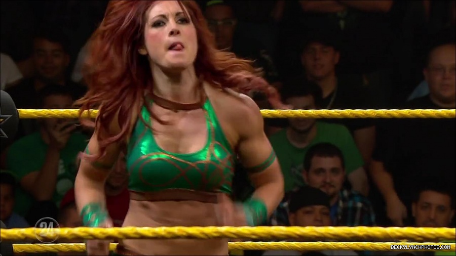 Becky_Lynch_-_The_Man_mp4_000697866.jpg