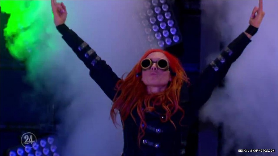 Becky_Lynch_-_The_Man_mp4_000704266.jpg