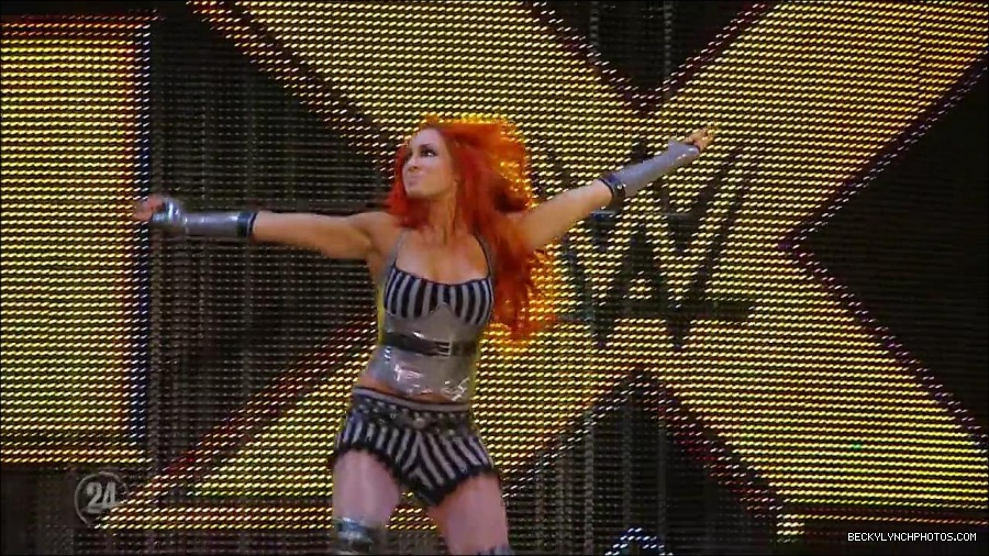 Becky_Lynch_-_The_Man_mp4_000742166.jpg
