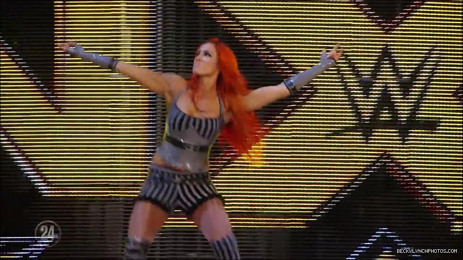 Becky_Lynch_-_The_Man_mp4_000742566.jpg