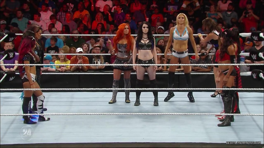 Becky_Lynch_-_The_Man_mp4_000750566.jpg