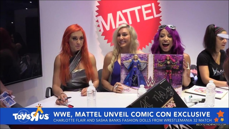 Becky_Lynch_-_The_Man_mp4_000857533.jpg