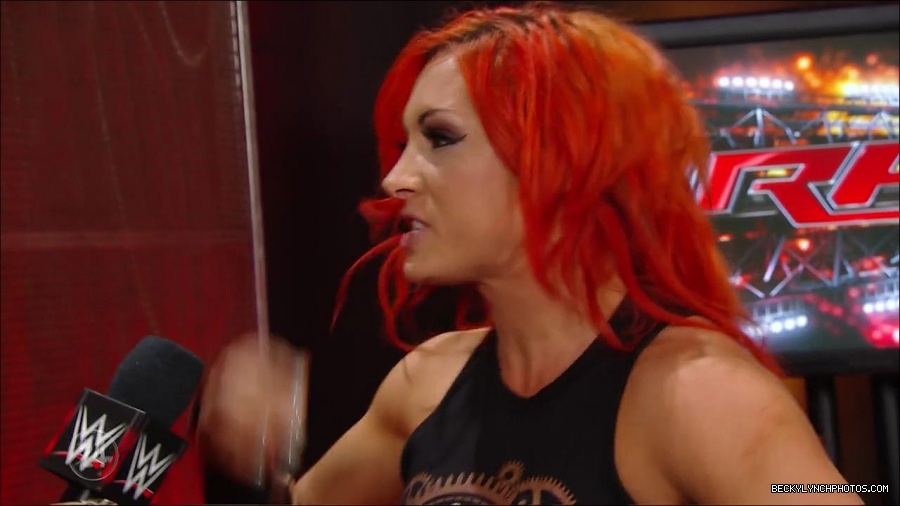 Becky_Lynch_-_The_Man_mp4_000886733.jpg