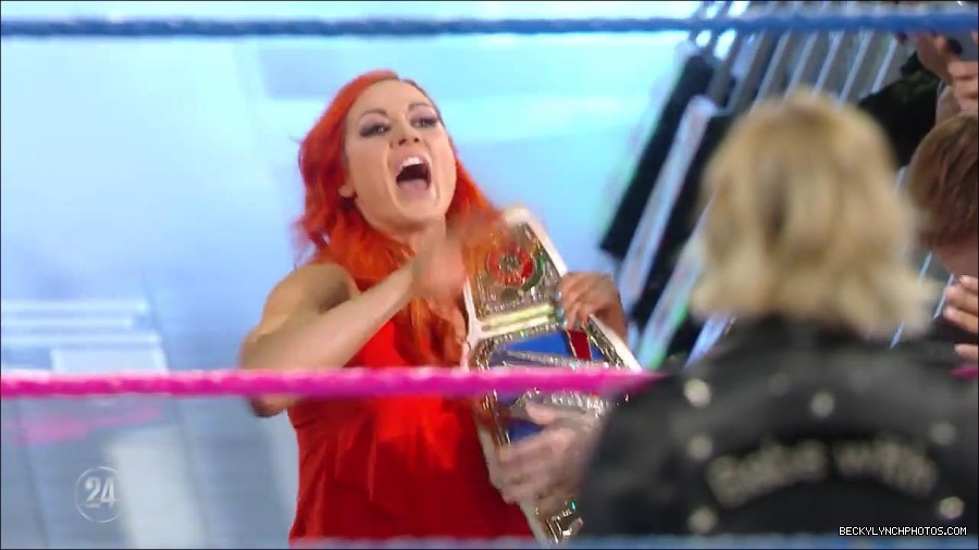 Becky_Lynch_-_The_Man_mp4_000981933.jpg