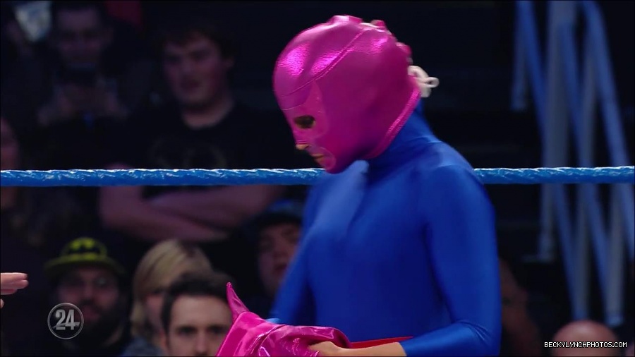 Becky_Lynch_-_The_Man_mp4_001005133.jpg