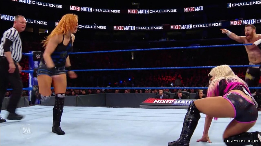 Becky_Lynch_-_The_Man_mp4_001037933.jpg