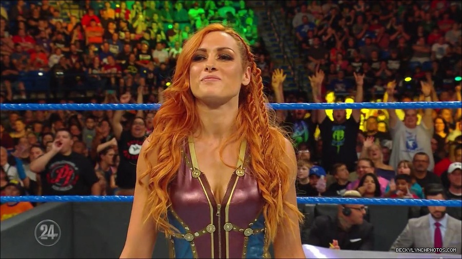 Becky_Lynch_-_The_Man_mp4_001121566.jpg