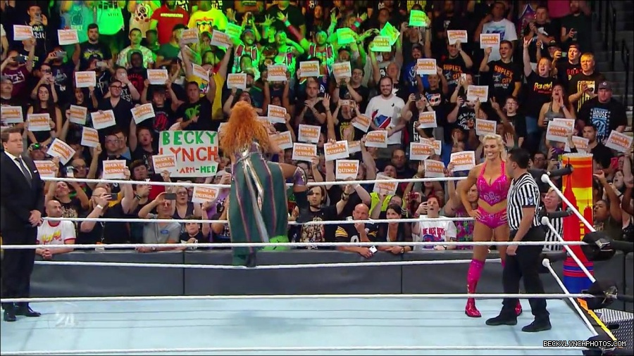 Becky_Lynch_-_The_Man_mp4_001181966.jpg