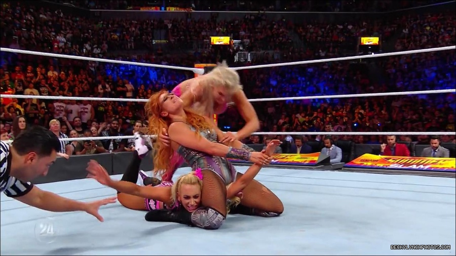 Becky_Lynch_-_The_Man_mp4_001201166.jpg
