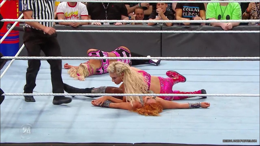 Becky_Lynch_-_The_Man_mp4_001207966.jpg