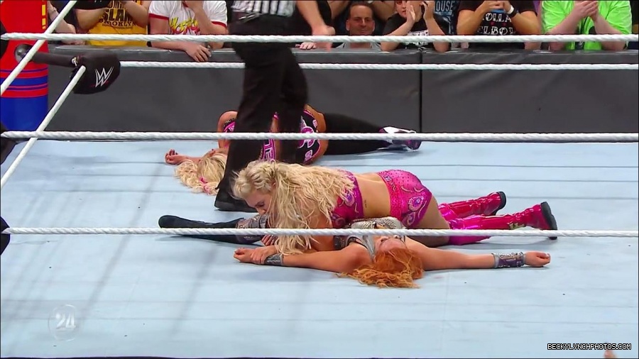 Becky_Lynch_-_The_Man_mp4_001209566.jpg