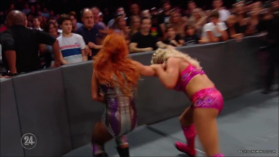 Becky_Lynch_-_The_Man_mp4_001237166.jpg