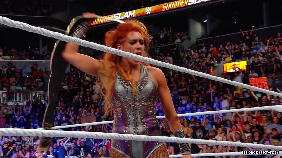 Becky_Lynch_-_The_Man_mp4_001247966.jpg
