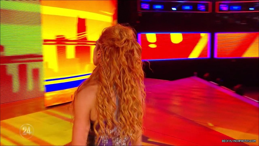 Becky_Lynch_-_The_Man_mp4_001261166.jpg