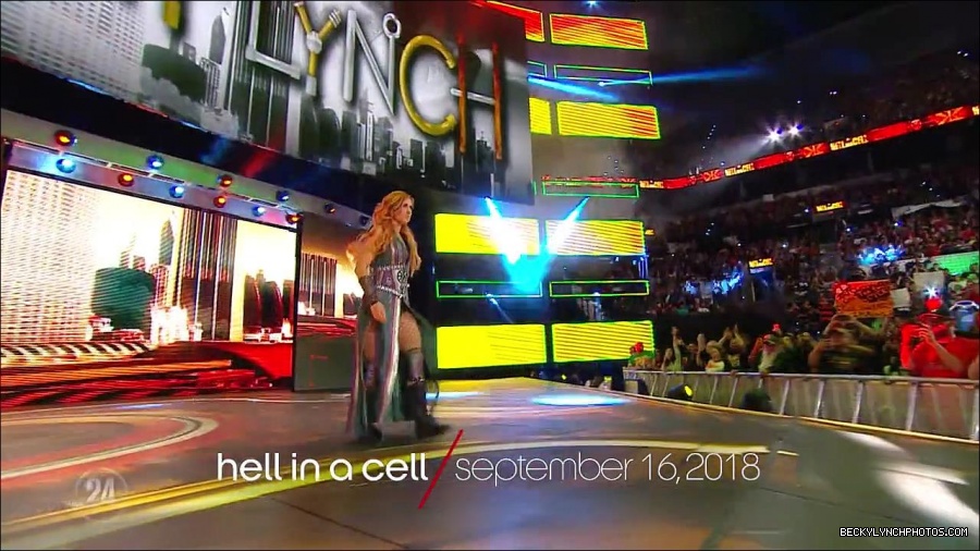 Becky_Lynch_-_The_Man_mp4_001308366.jpg