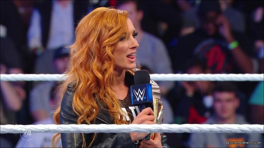 Becky_Lynch_-_The_Man_mp4_001348766.jpg