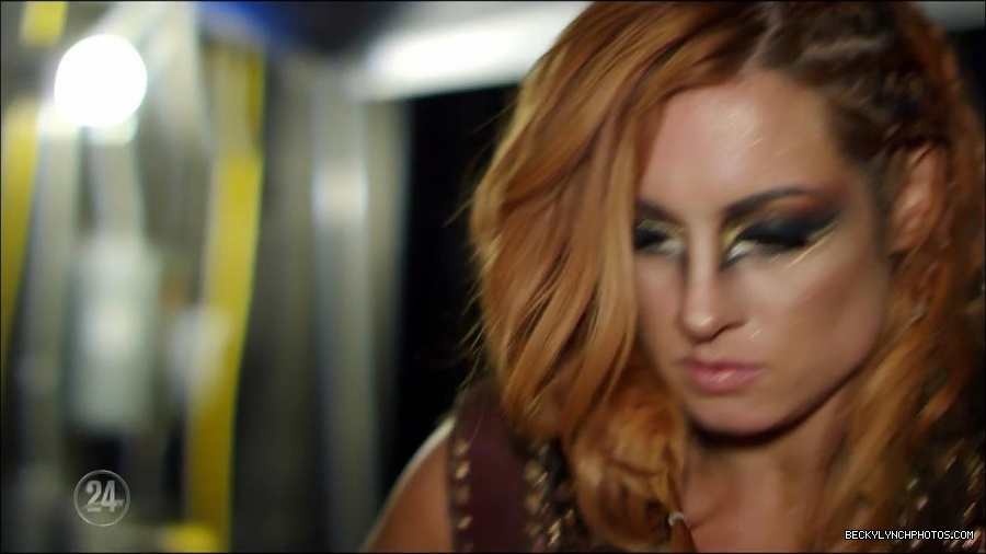 Becky_Lynch_-_The_Man_mp4_001355166.jpg