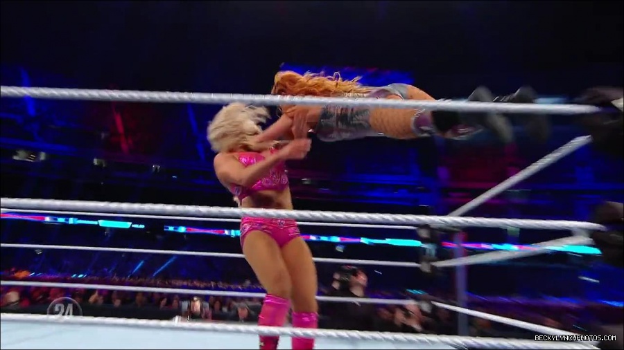 Becky_Lynch_-_The_Man_mp4_001368366.jpg