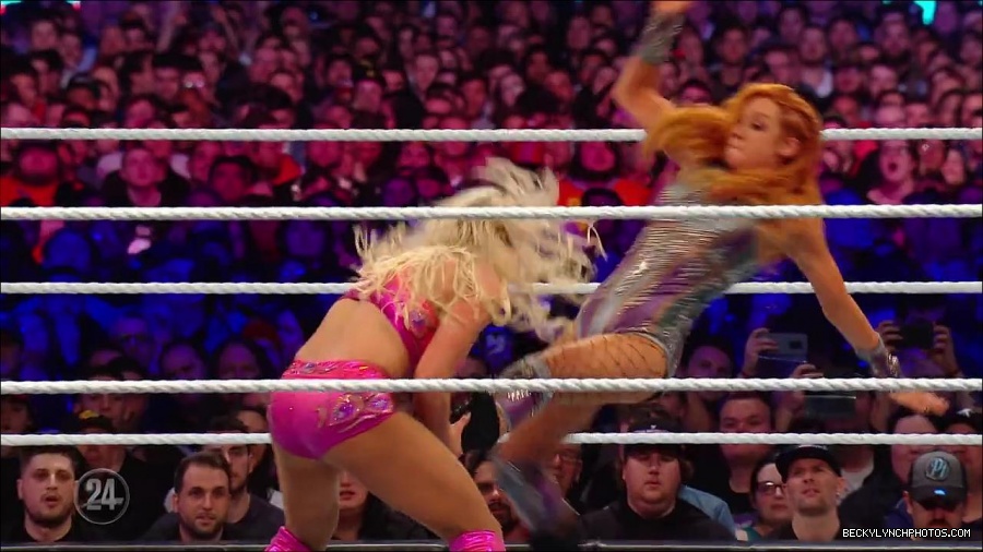 Becky_Lynch_-_The_Man_mp4_001369166.jpg