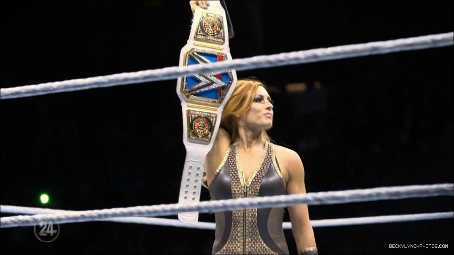 Becky_Lynch_-_The_Man_mp4_001391966.jpg
