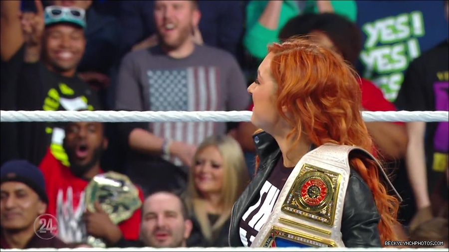 Becky_Lynch_-_The_Man_mp4_001441433.jpg