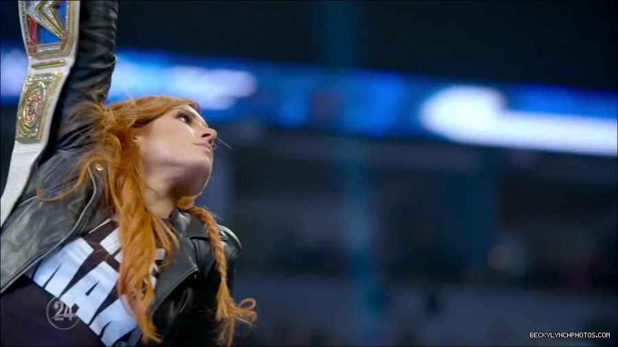 Becky_Lynch_-_The_Man_mp4_001446233.jpg