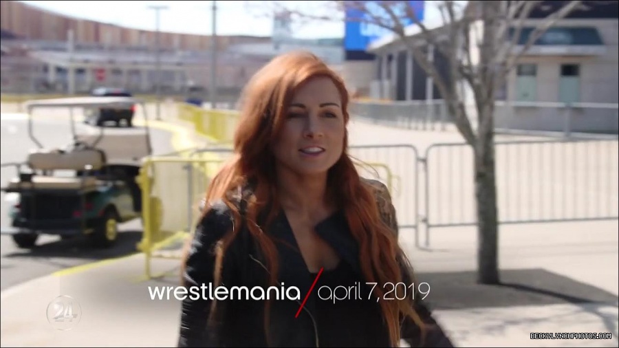 Becky_Lynch_-_The_Man_mp4_001465033.jpg