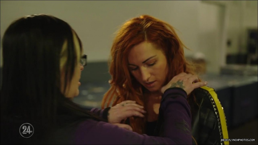 Becky_Lynch_-_The_Man_mp4_001571033.jpg