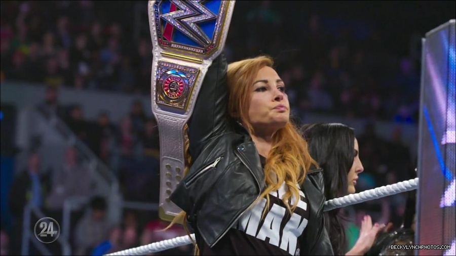 Becky_Lynch_-_The_Man_mp4_001909700.jpg