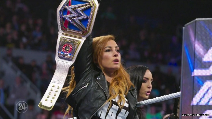 Becky_Lynch_-_The_Man_mp4_001912500.jpg