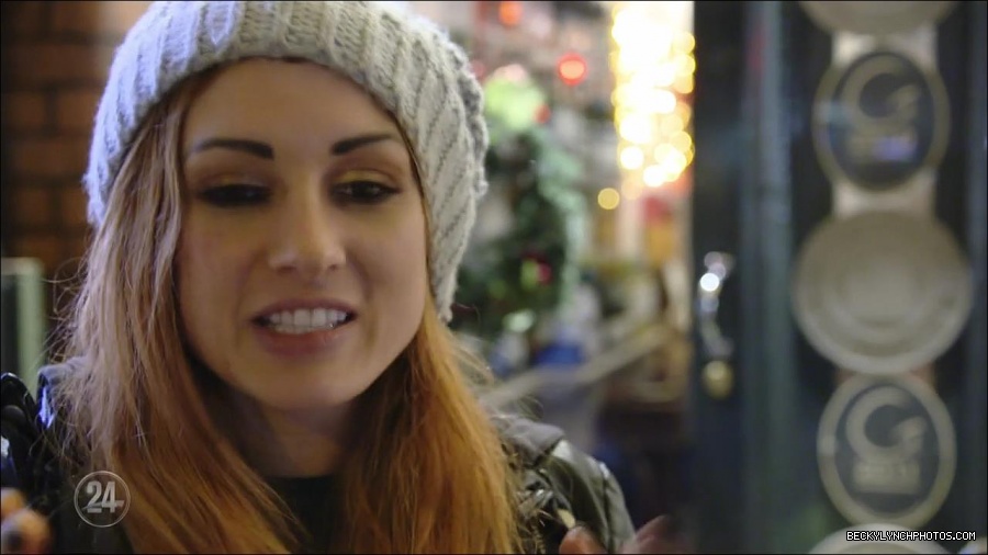 Becky_Lynch_-_The_Man_mp4_002214500.jpg