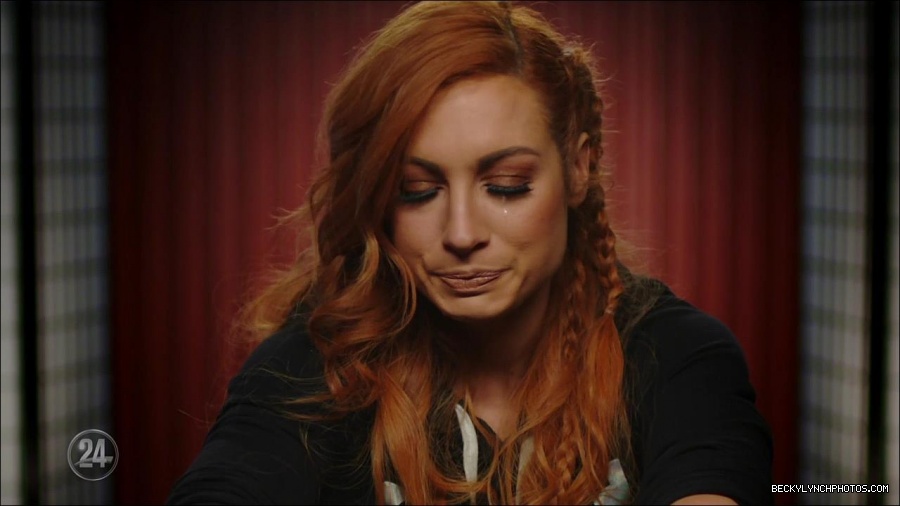 Becky_Lynch_-_The_Man_mp4_002281300.jpg