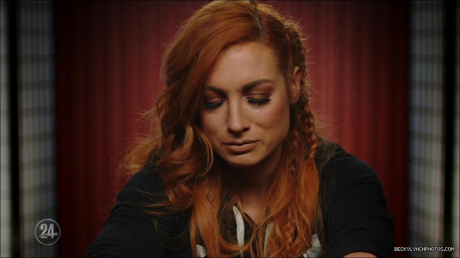 Becky_Lynch_-_The_Man_mp4_002283300.jpg