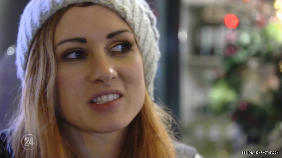 Becky_Lynch_-_The_Man_mp4_002289300.jpg