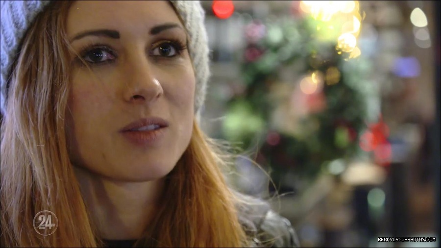 Becky_Lynch_-_The_Man_mp4_002306900.jpg