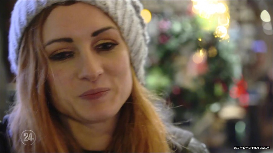 Becky_Lynch_-_The_Man_mp4_002318500.jpg