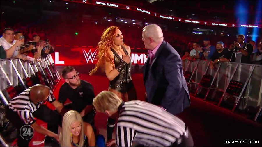 Becky_Lynch_-_The_Man_mp4_002391700.jpg