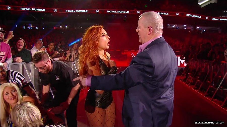 Becky_Lynch_-_The_Man_mp4_002398100.jpg