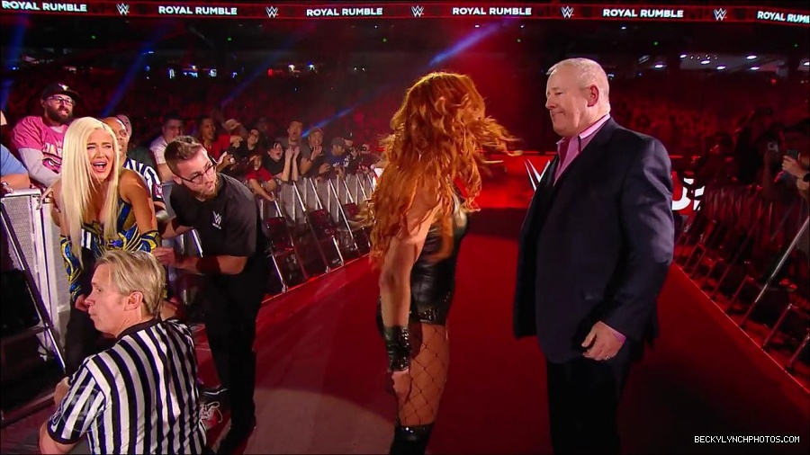 Becky_Lynch_-_The_Man_mp4_002403300.jpg
