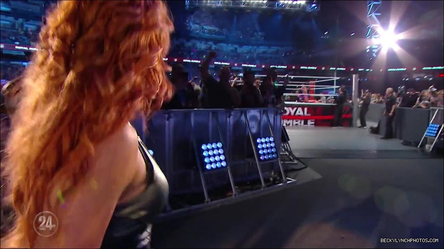 Becky_Lynch_-_The_Man_mp4_002413300.jpg