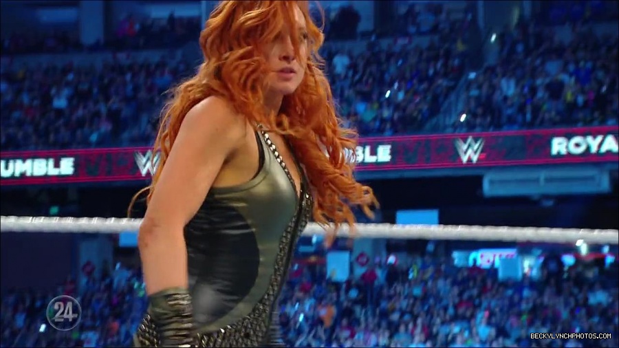 Becky_Lynch_-_The_Man_mp4_002419300.jpg