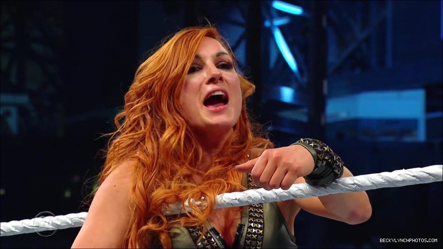 Becky_Lynch_-_The_Man_mp4_002488900.jpg