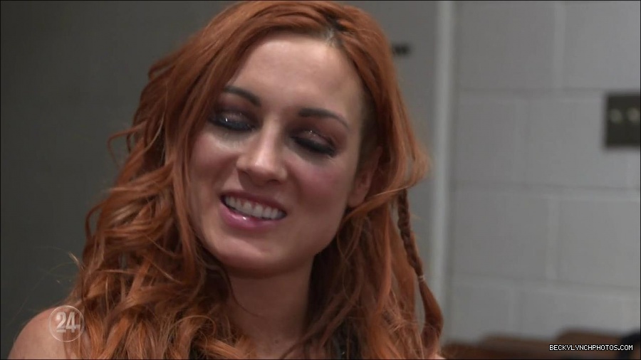 Becky_Lynch_-_The_Man_mp4_002506500.jpg