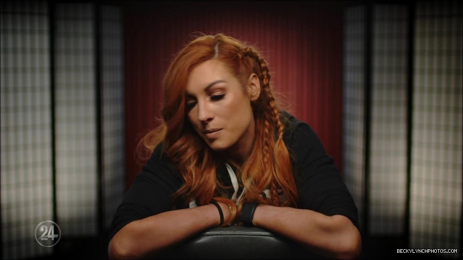 Becky_Lynch_-_The_Man_mp4_002550900.jpg