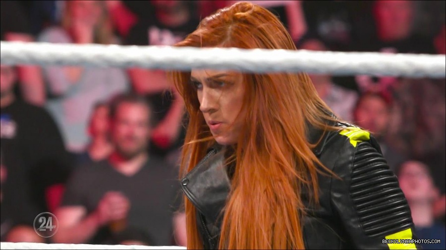 Becky_Lynch_-_The_Man_mp4_002594900.jpg