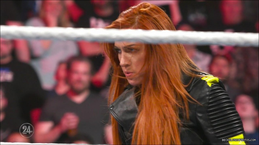 Becky_Lynch_-_The_Man_mp4_002595300.jpg
