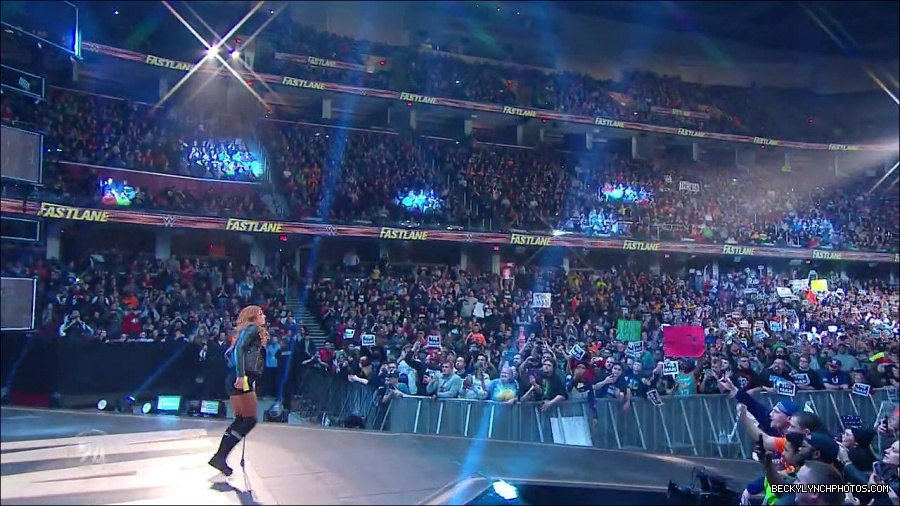 Becky_Lynch_-_The_Man_mp4_002600900.jpg