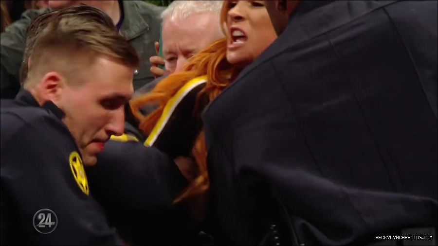 Becky_Lynch_-_The_Man_mp4_002604900.jpg